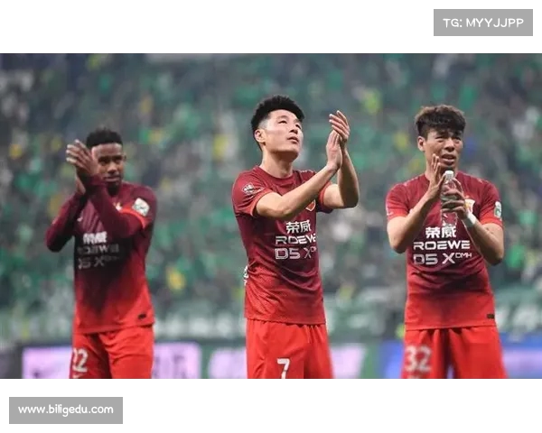 武磊归来,上海上港迎来关键时刻 武磊归来,上海上港迎来关键时刻